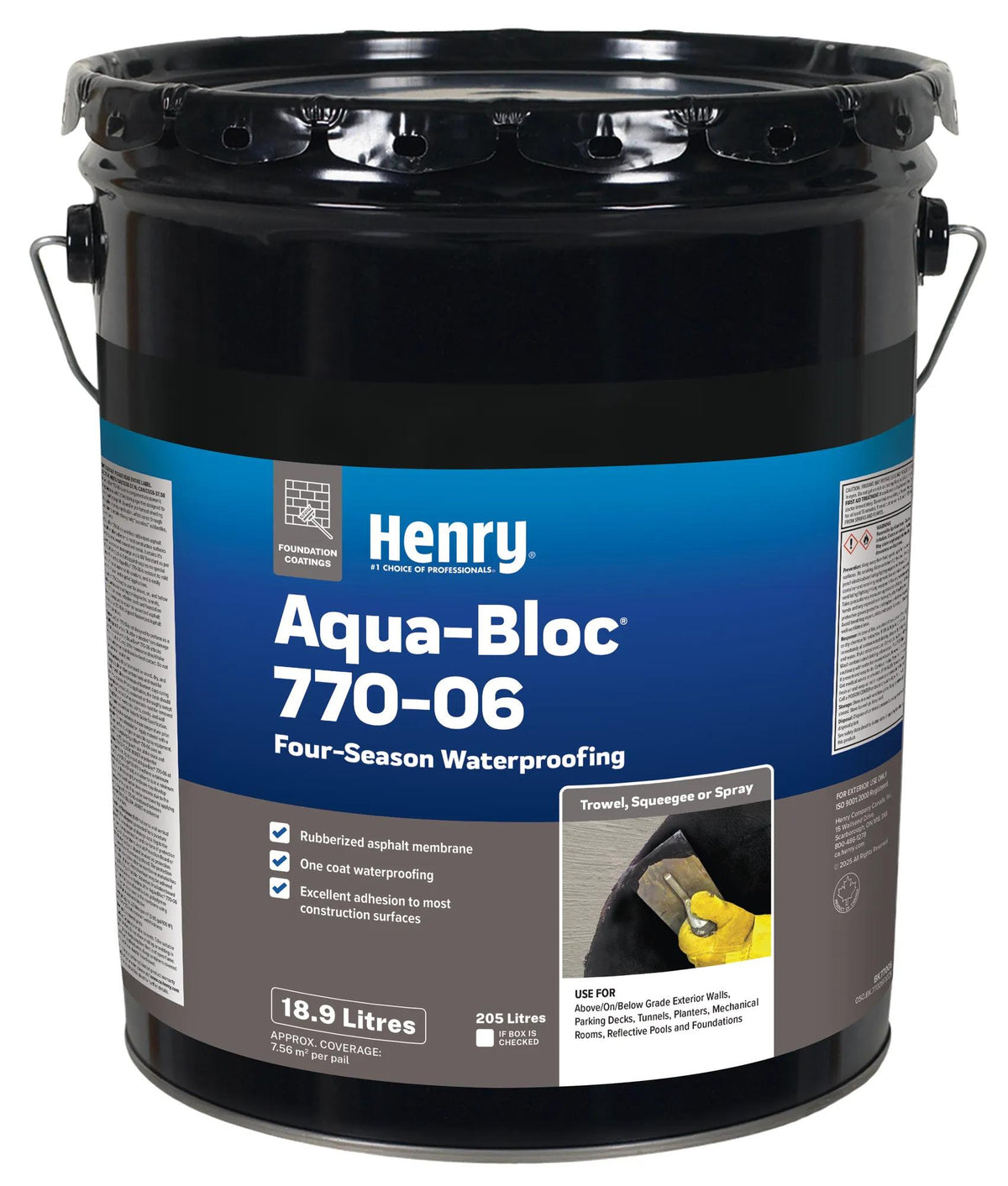 Seau noir de 18,9 litres de produit d'étanchéité Aqua-Bloc 770-06, avec étiquette bleue et jaune, pour application par raclage ou pulvérisation.