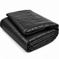 Matelas isolant pour béton noir, réutilisable et durable, conçu pour limiter l'infiltration d'eau.