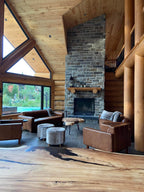 Pierre décorative en béton Ledge Cobble Stone avec aspect linéaire et rustique.