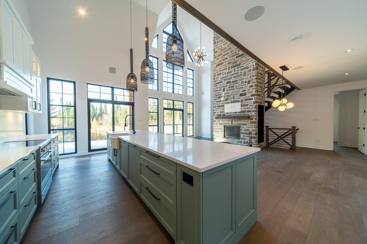 Pierre décorative en béton Ledge Cobble Stone avec aspect linéaire et rustique.
