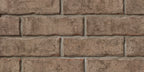 Mur de briques en terre cuite, avec des joints de mortier visibles, affichant une texture rugueuse et des nuances de brun.