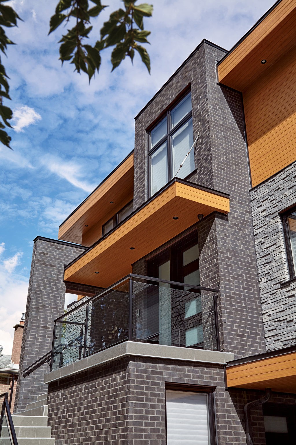 Brique Melville Slik® avec surface lisse et arêtes vives, disponible en plusieurs couleurs.
