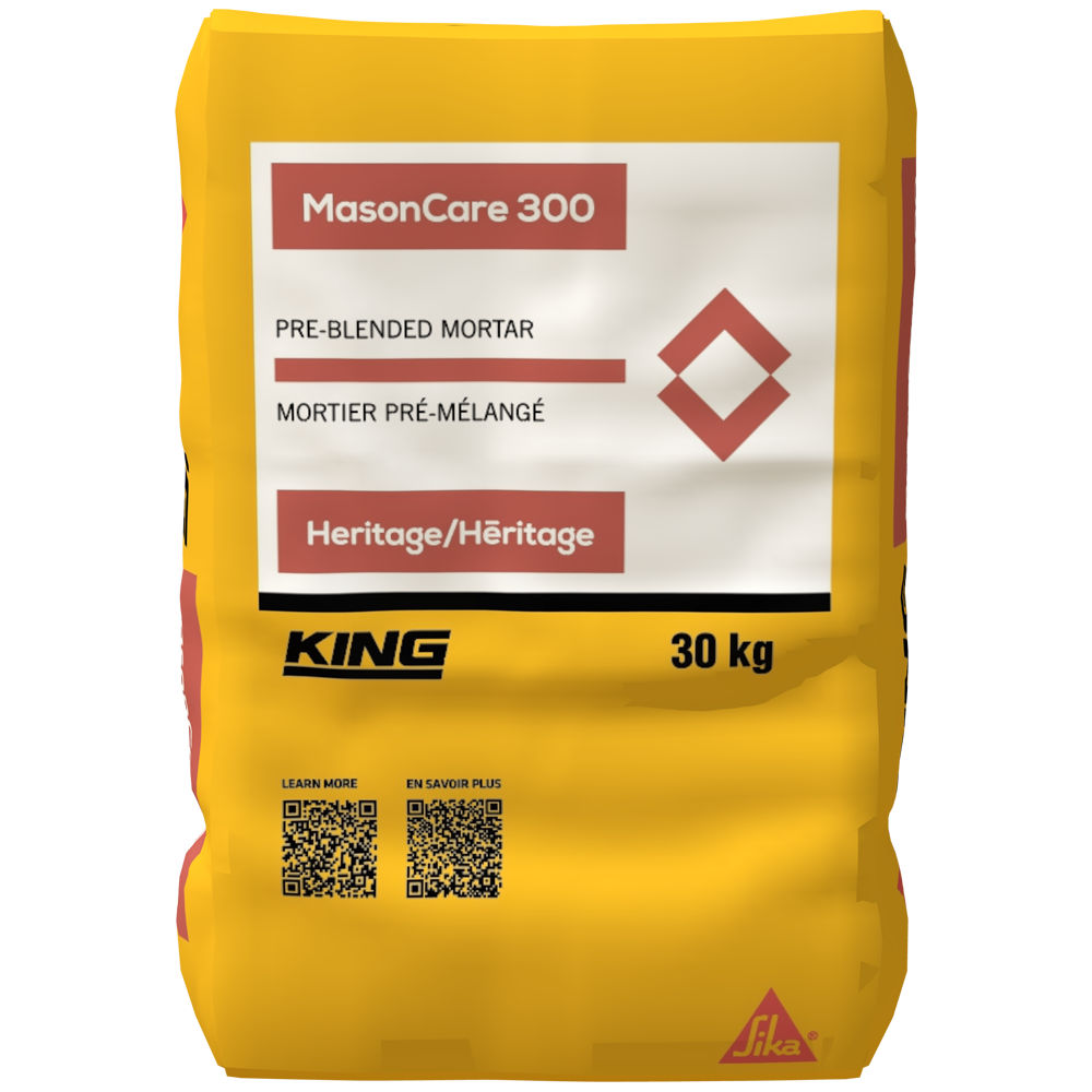 Sac de mortier pré-mélangé KING MasonCare 300 de 30 kg, conçu pour le rejointoiement, étiquette jaune.