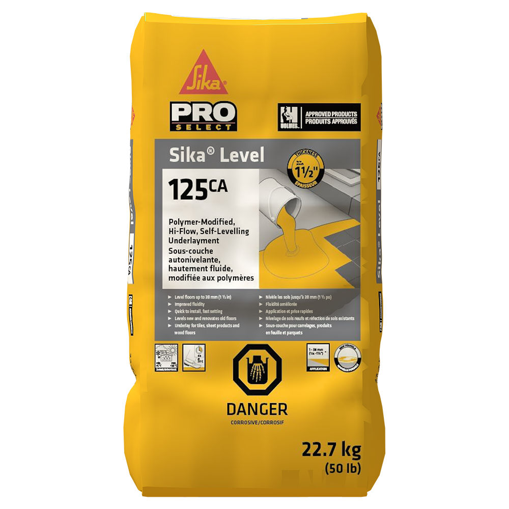 Sac de 22,7 kg de Sika Level 125CA, produit de nivellement auto-nivelant, avec étiquette de danger.